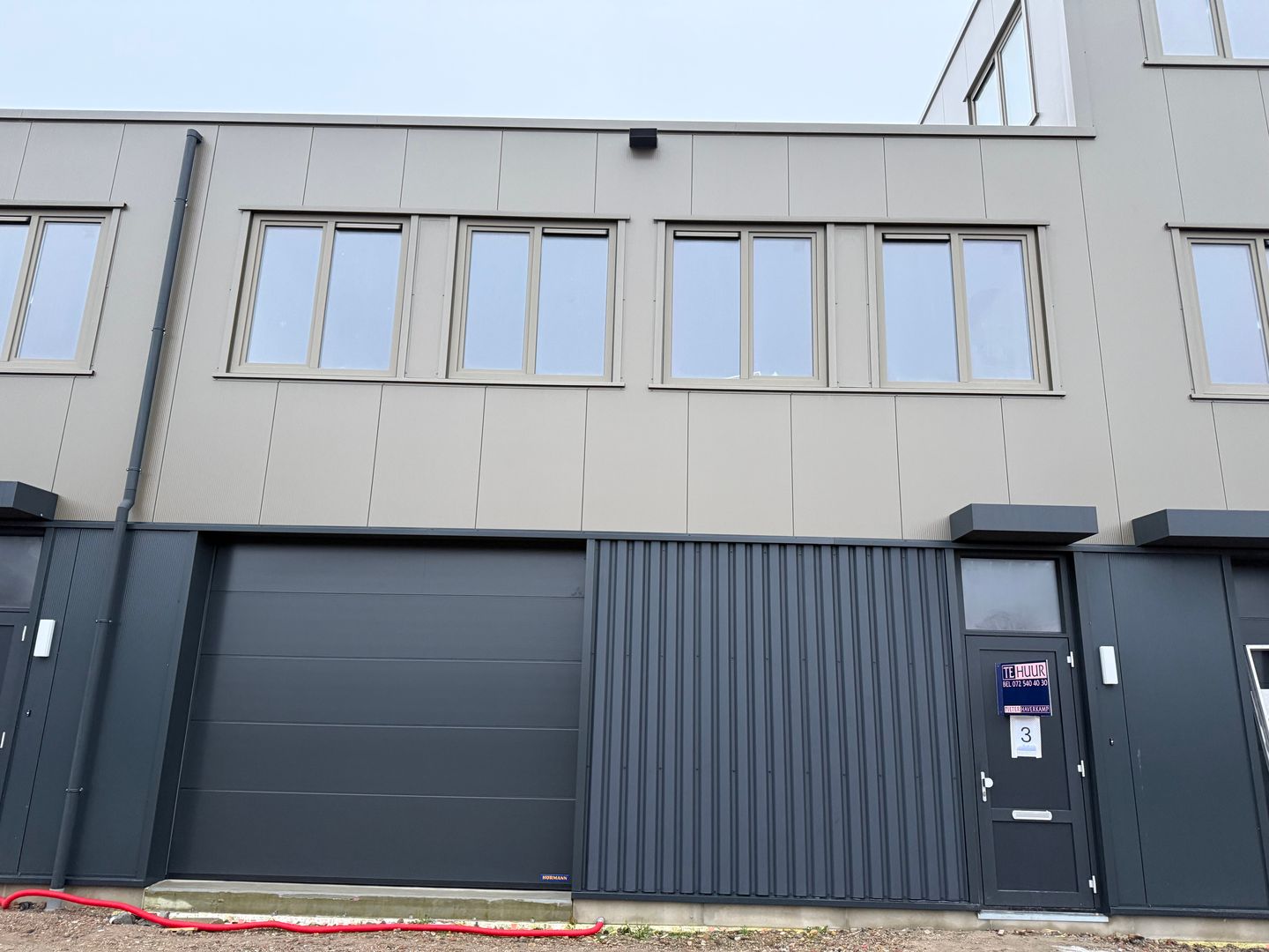 Bekijk foto 2 van Nijverheidsplein 81