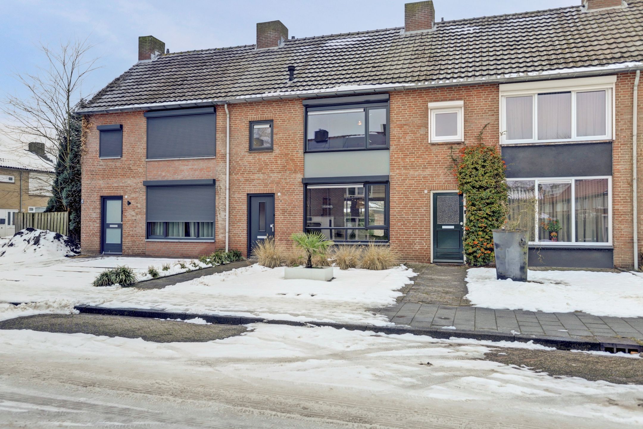 Buying a house in The Netherlands., Oranje Nassaulaan 28