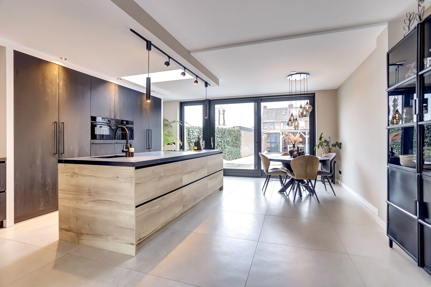 Foto 10 van Oranje Nassaulaan 28