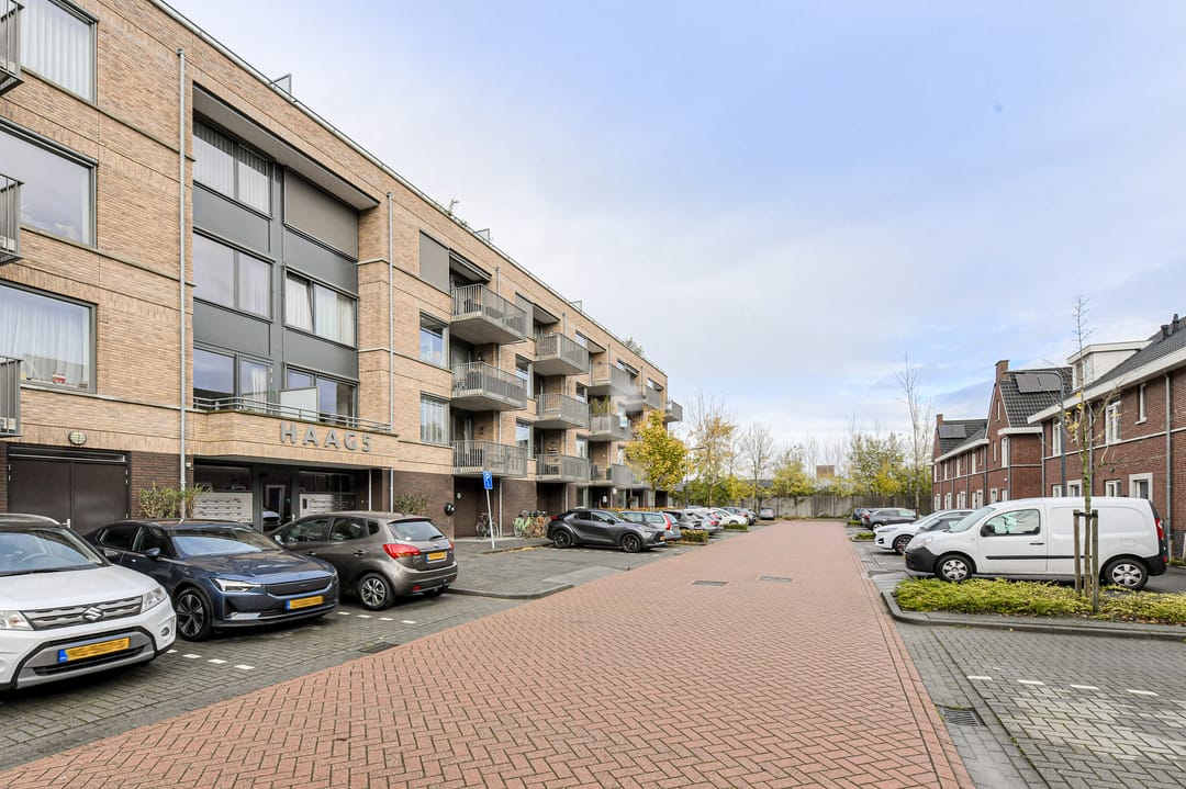 Photo 46 of Mgr. Horsthuisstraat 27