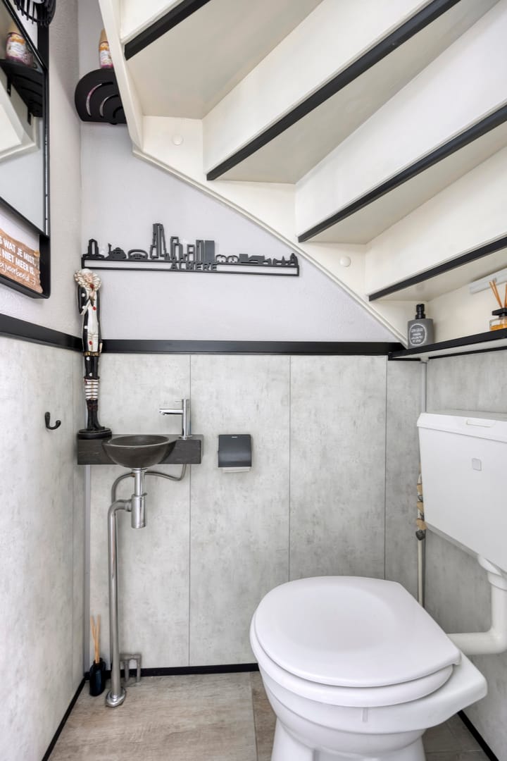 Foto 11 van James Stewartstraat 35