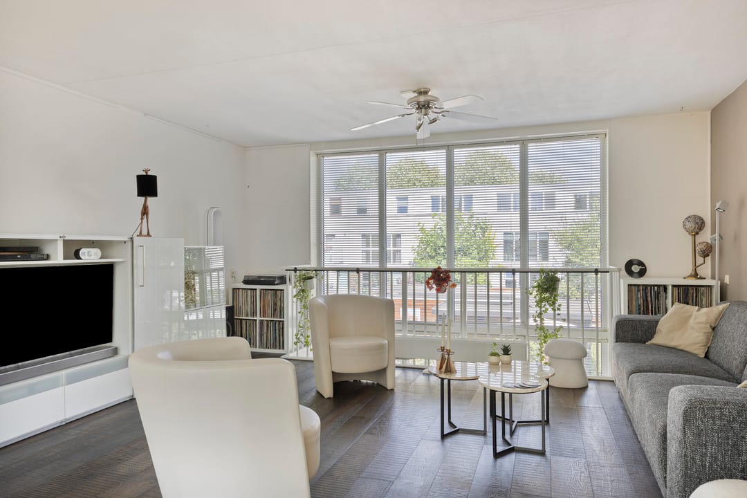 Photo 13 of James Stewartstraat 35