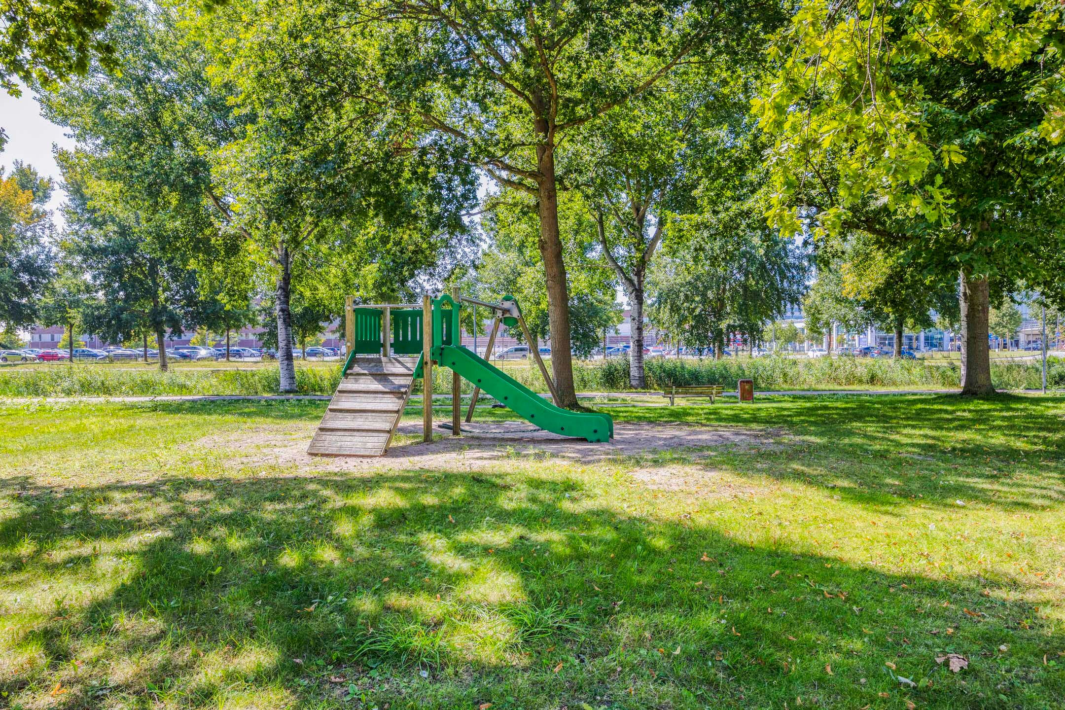 Photo 24 of James Stewartstraat 35