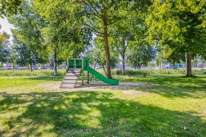 Foto 24 van James Stewartstraat 35