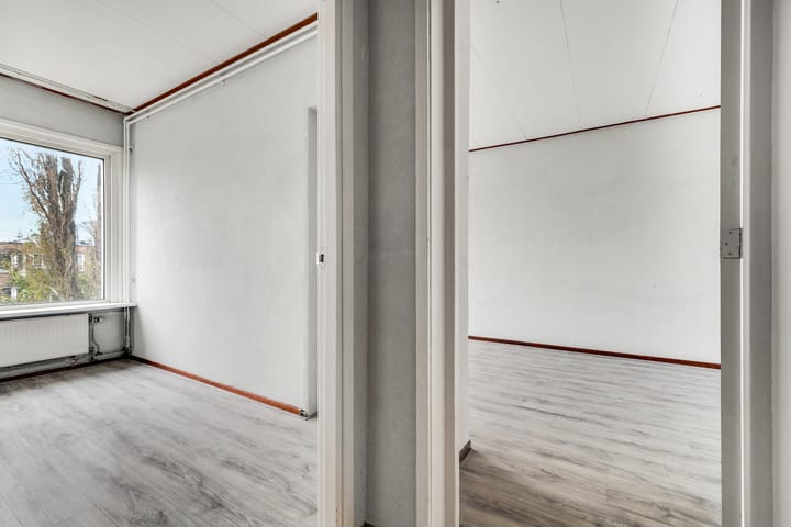 Foto 15 van Belgischestraat 40-C