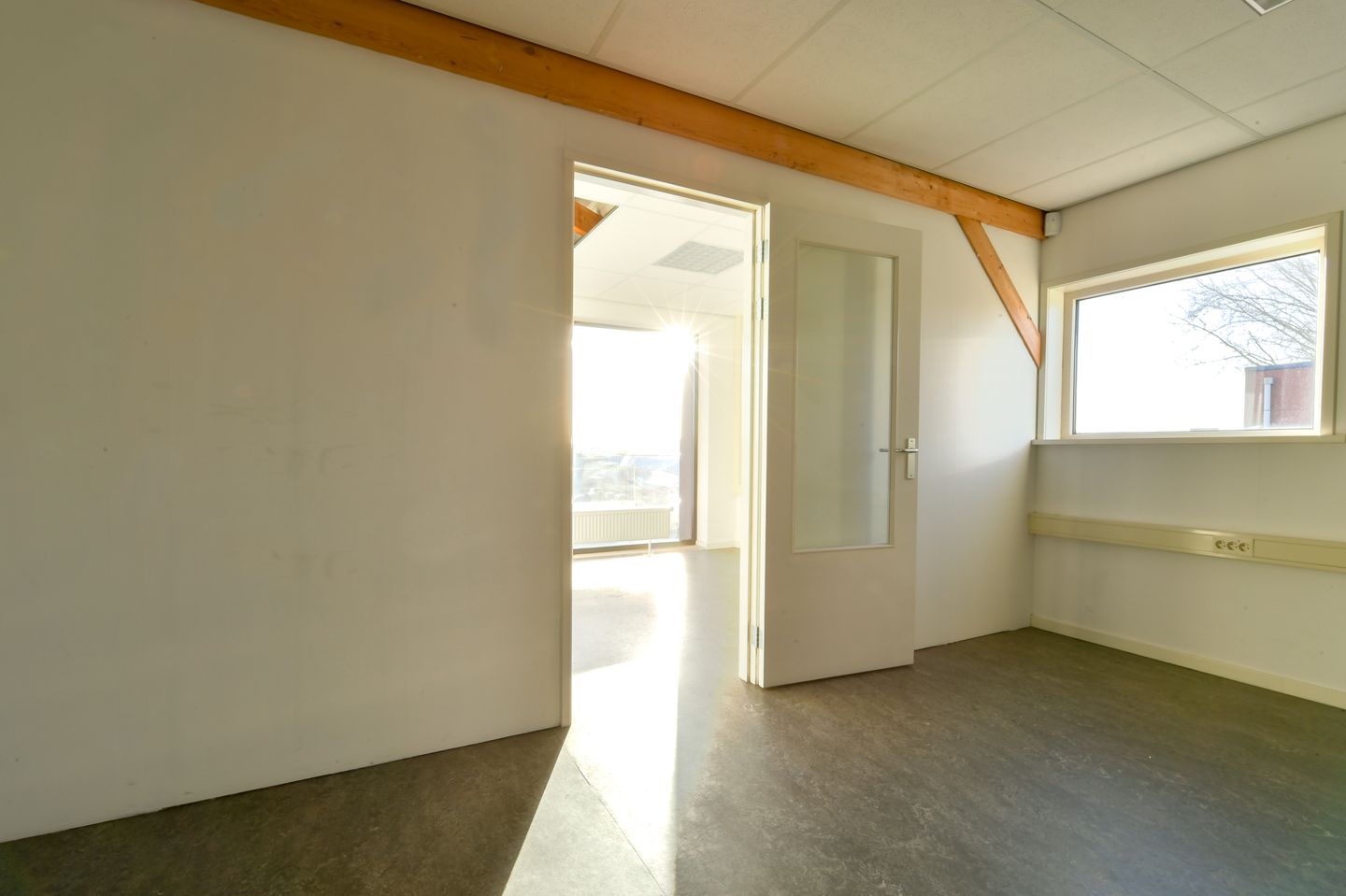 Bekijk foto 5 van Vredeweg 1-V