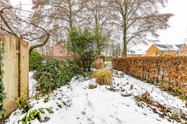 Foto 30 van Rozemarijnstraat 43