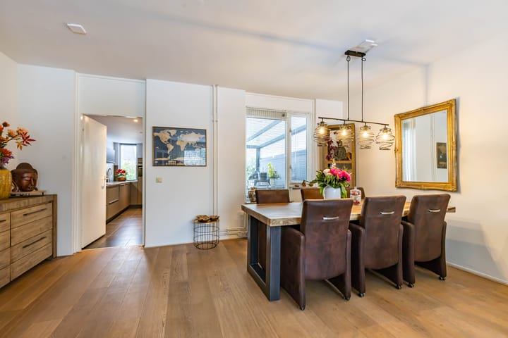 Foto 10 van Rozemarijnstraat 43