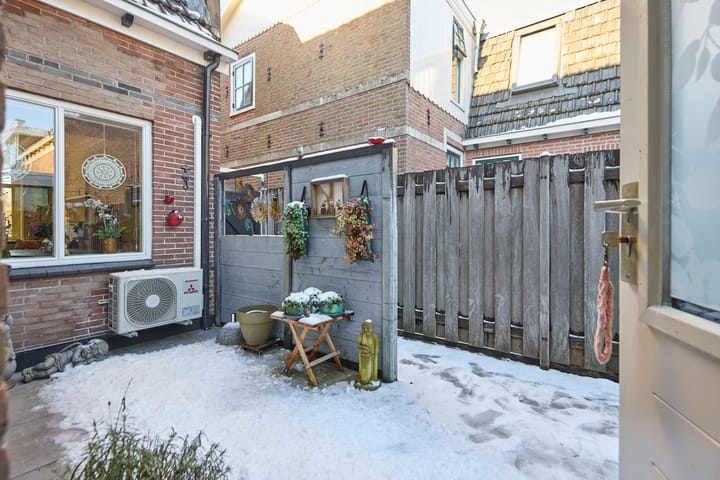 Foto 42 van Leeghwaterstraat 16