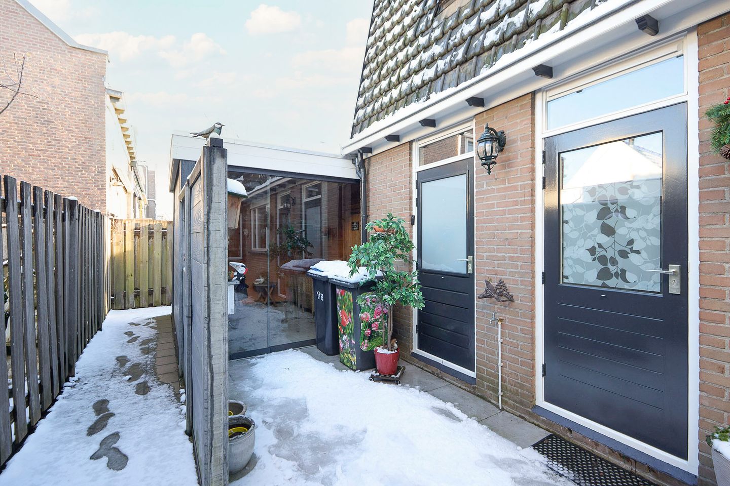 Photo 44 of Leeghwaterstraat 16