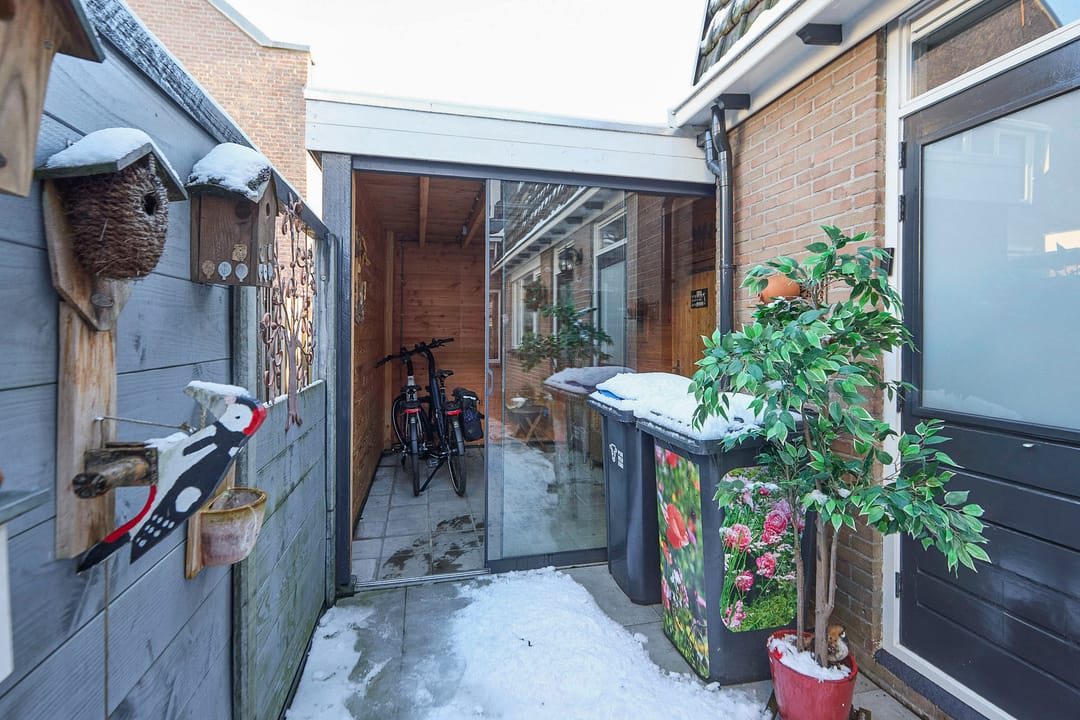 Photo 46 of Leeghwaterstraat 16
