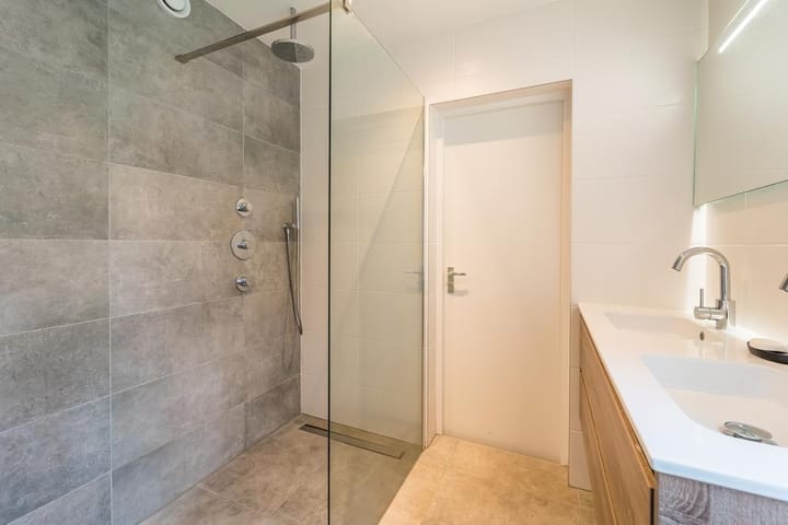 Foto 15 van Admiraal De Ruijterweg 224-C