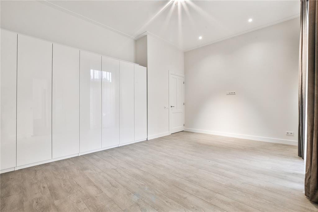 Photo 10 of Stadhouderskade 142-A