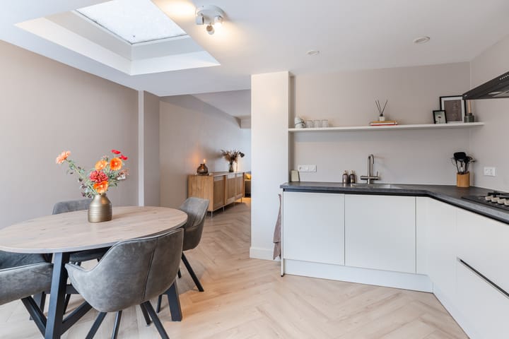 Foto 11 van Trouwlaan 204