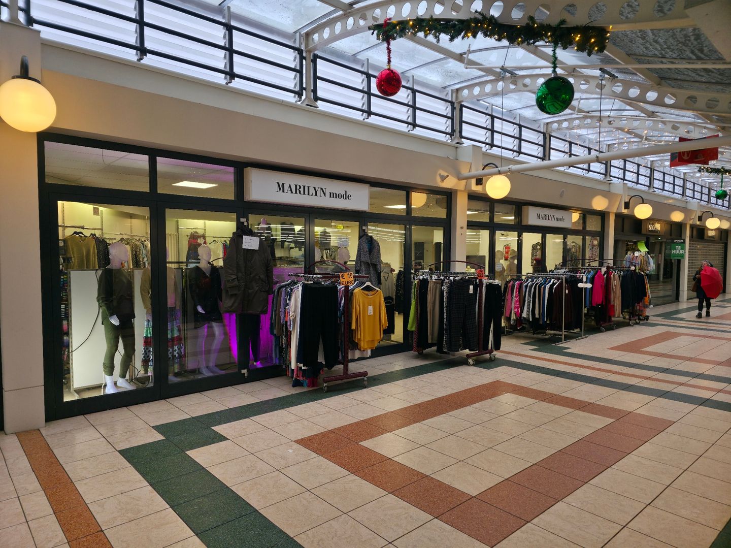 Bekijk foto 2 van Westermarkt 124