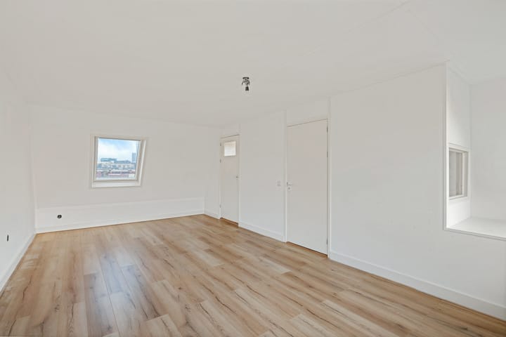 Foto 33 van Jan Pieterszoon Coenstraat 59-BS