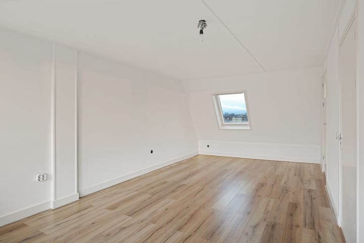 Foto 32 van Jan Pieterszoon Coenstraat 59-BS