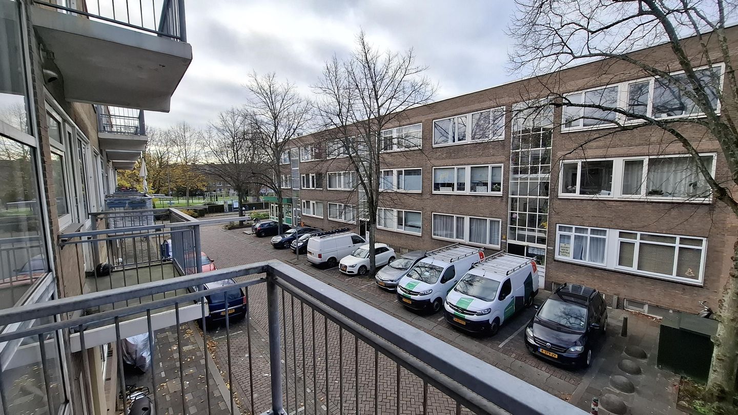 Photo 10 of Schoklandsestraat 26-B