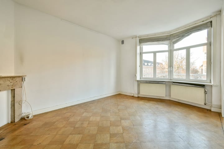 Photo 3 of Bloys van Treslongstraat 19-2