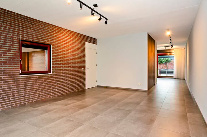 Foto 8 van Hubèr Jaminstraat 22