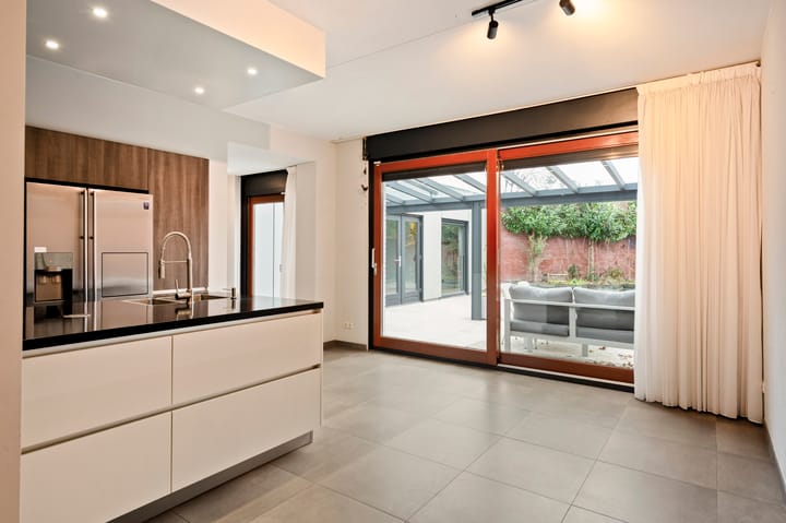 Foto 11 van Hubèr Jaminstraat 22