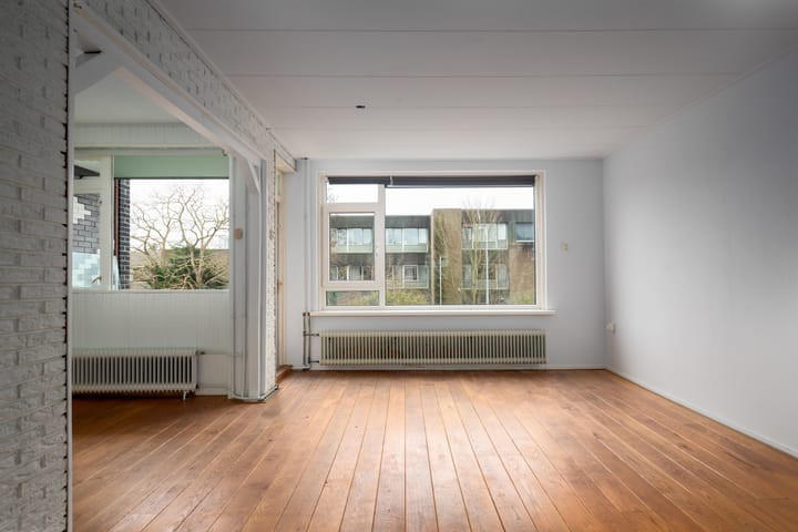 Foto 11 van Van Schendelstraat 56