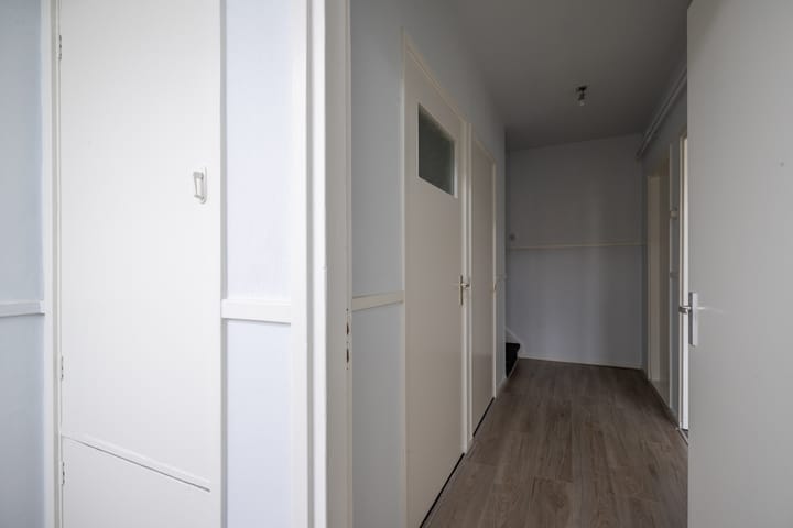 Foto 20 van Van Schendelstraat 56