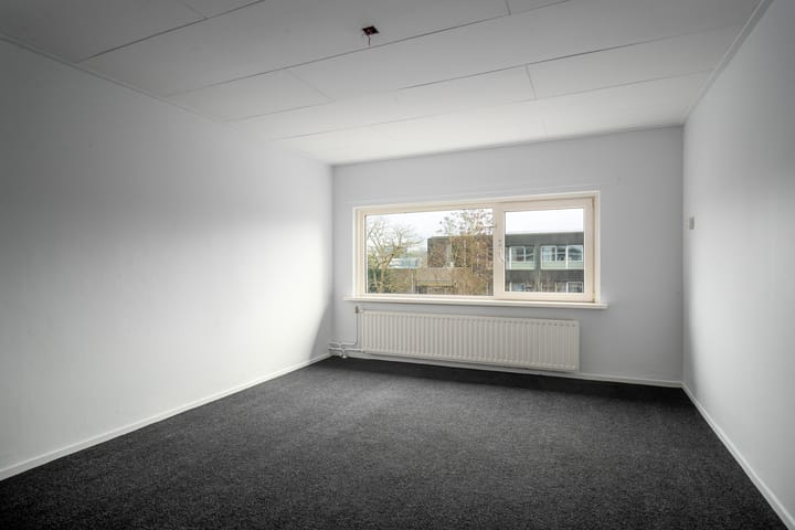 Foto 24 van Van Schendelstraat 56