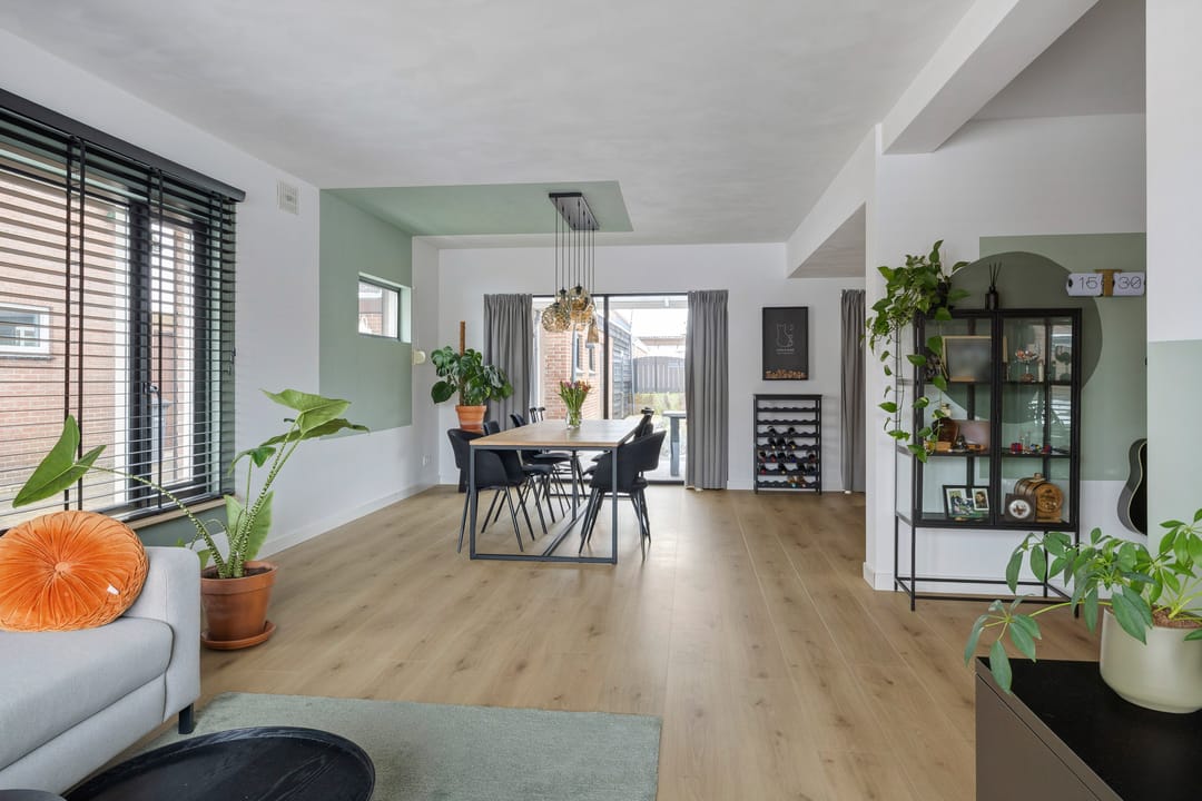 Photo 8 of Vlodropstraat 4