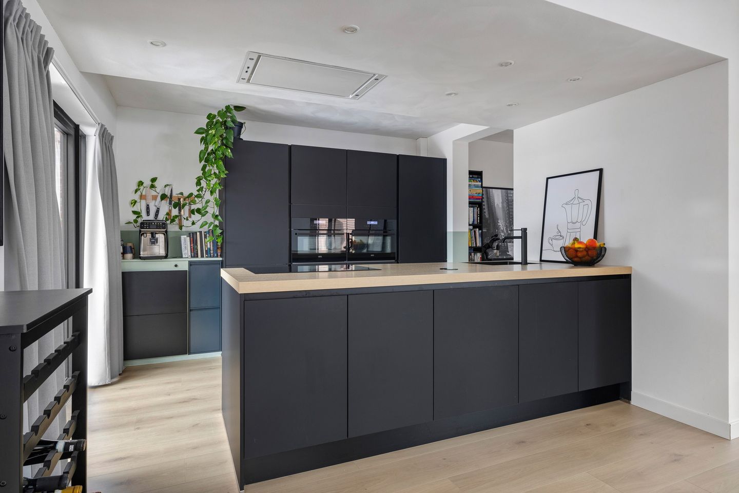 Photo 14 of Vlodropstraat 4