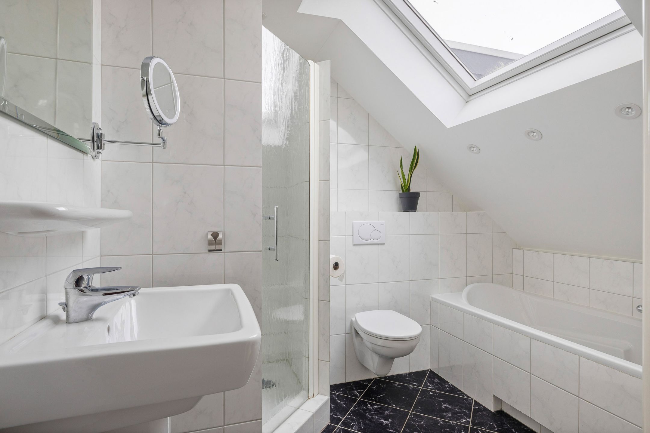 Photo 24 of Vlodropstraat 4