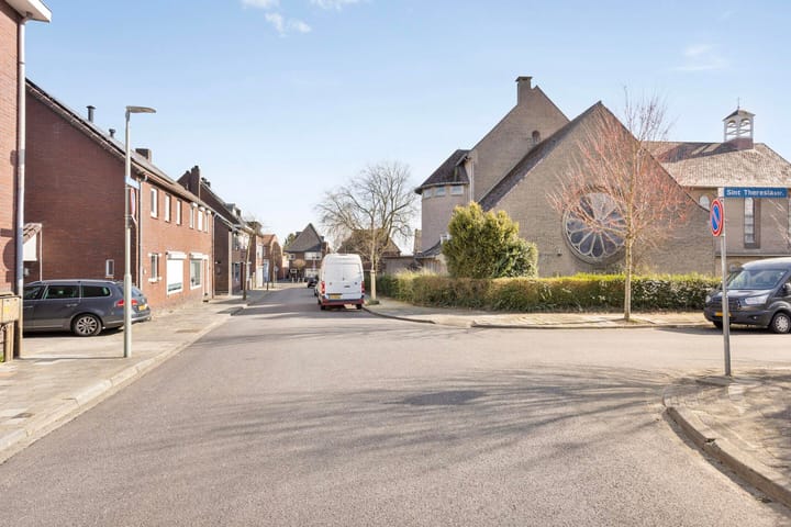 Foto 42 van St. Josephstraat 61