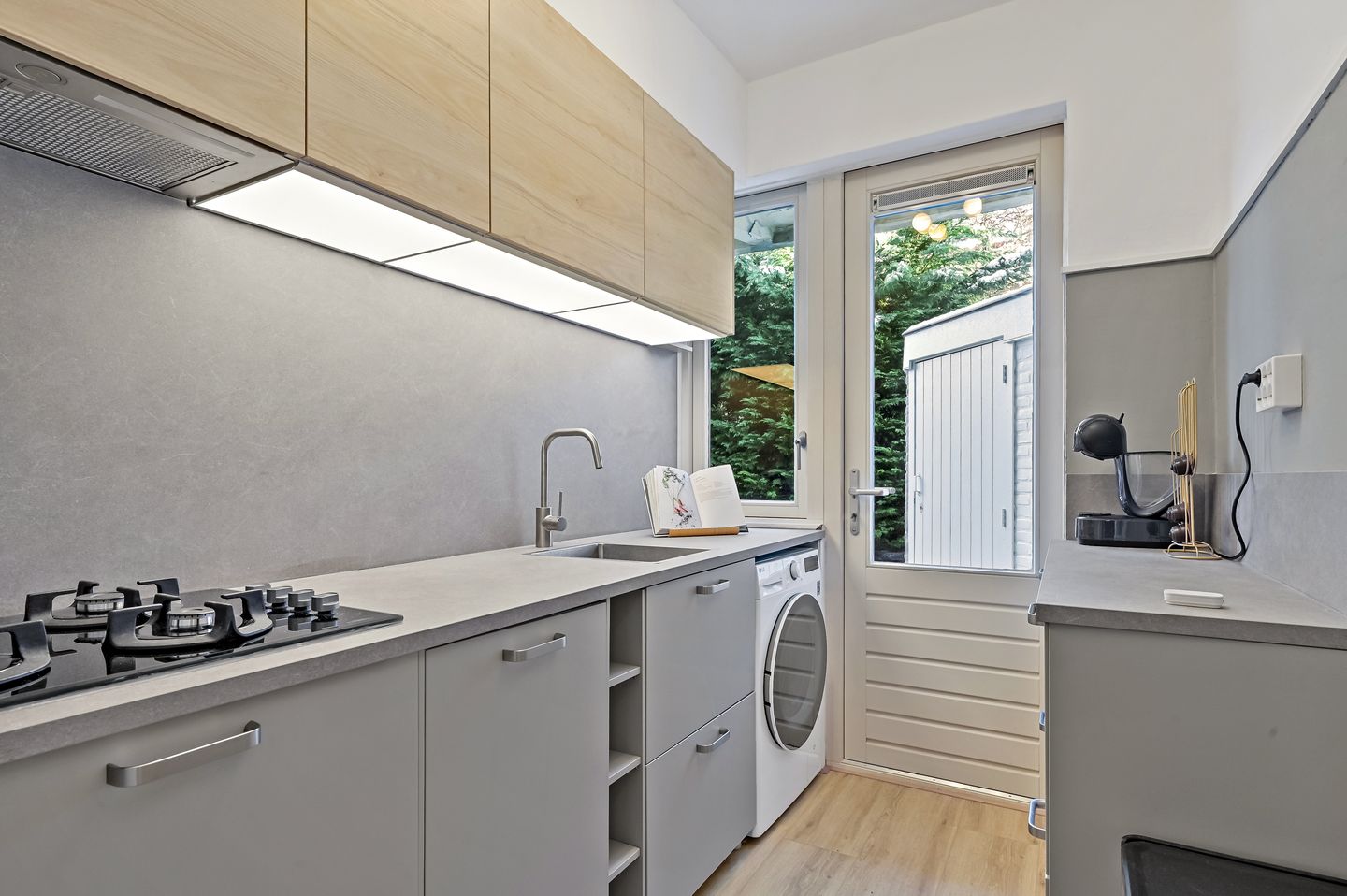Photo 19 of Frederik van Eedenstraat 56