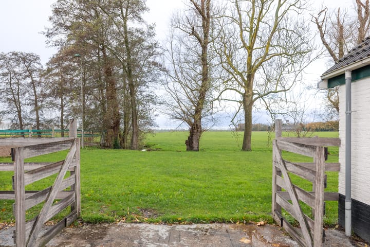 Foto 4 van Middenweg 8