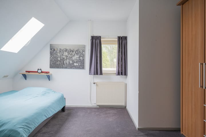 Foto 16 van Middenweg 8