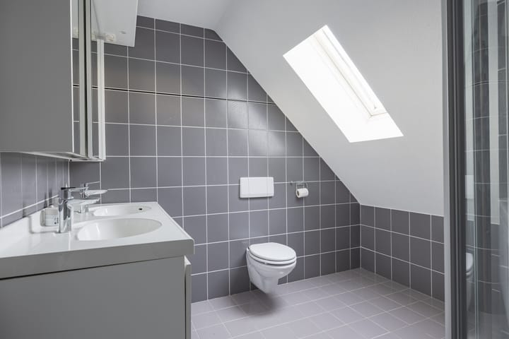 Foto 17 van Middenweg 8