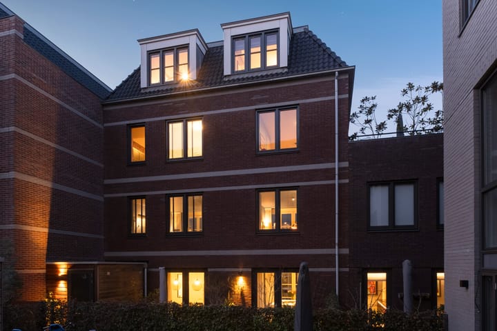 Foto 19 van Zijdebalenstraat 4