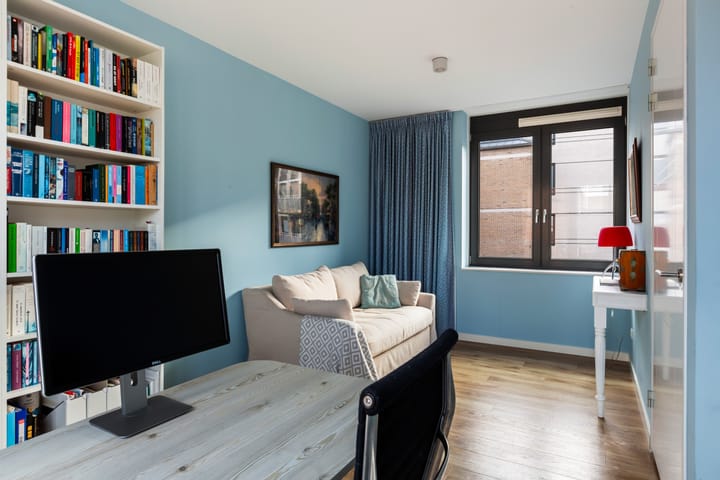 Foto 31 van Zijdebalenstraat 4