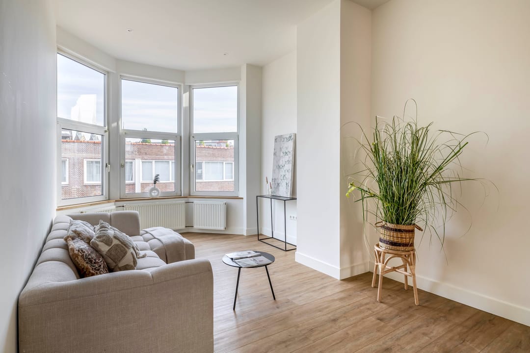 Photo 1 of De Constant Rebecquestraat 42