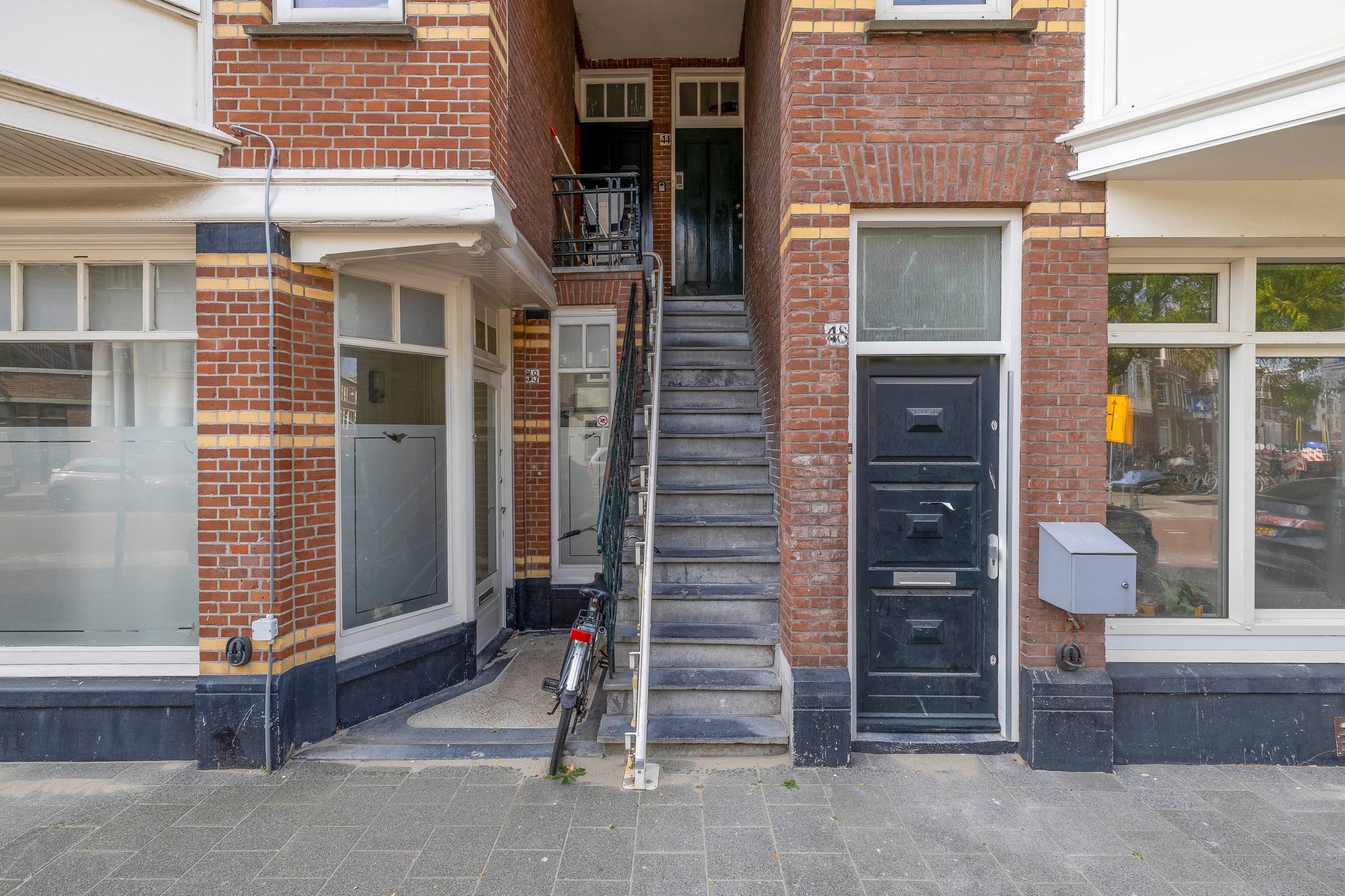 Photo 9 of De Constant Rebecquestraat 42
