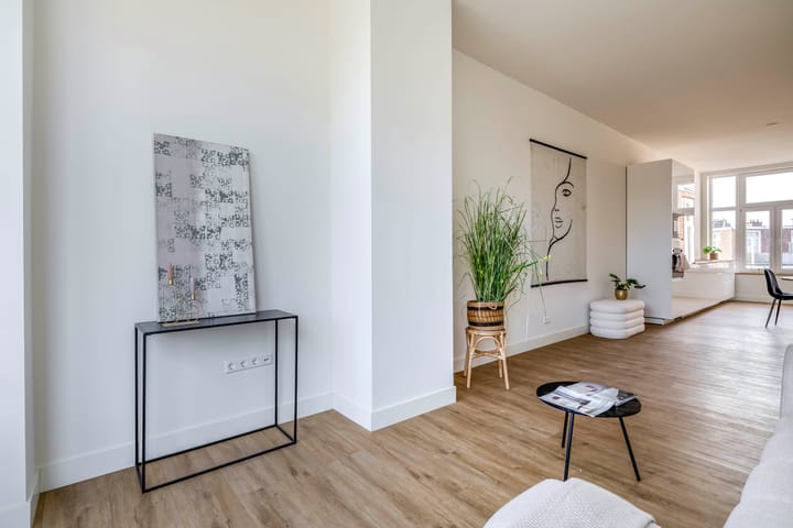 Foto 14 van De Constant Rebecquestraat 42