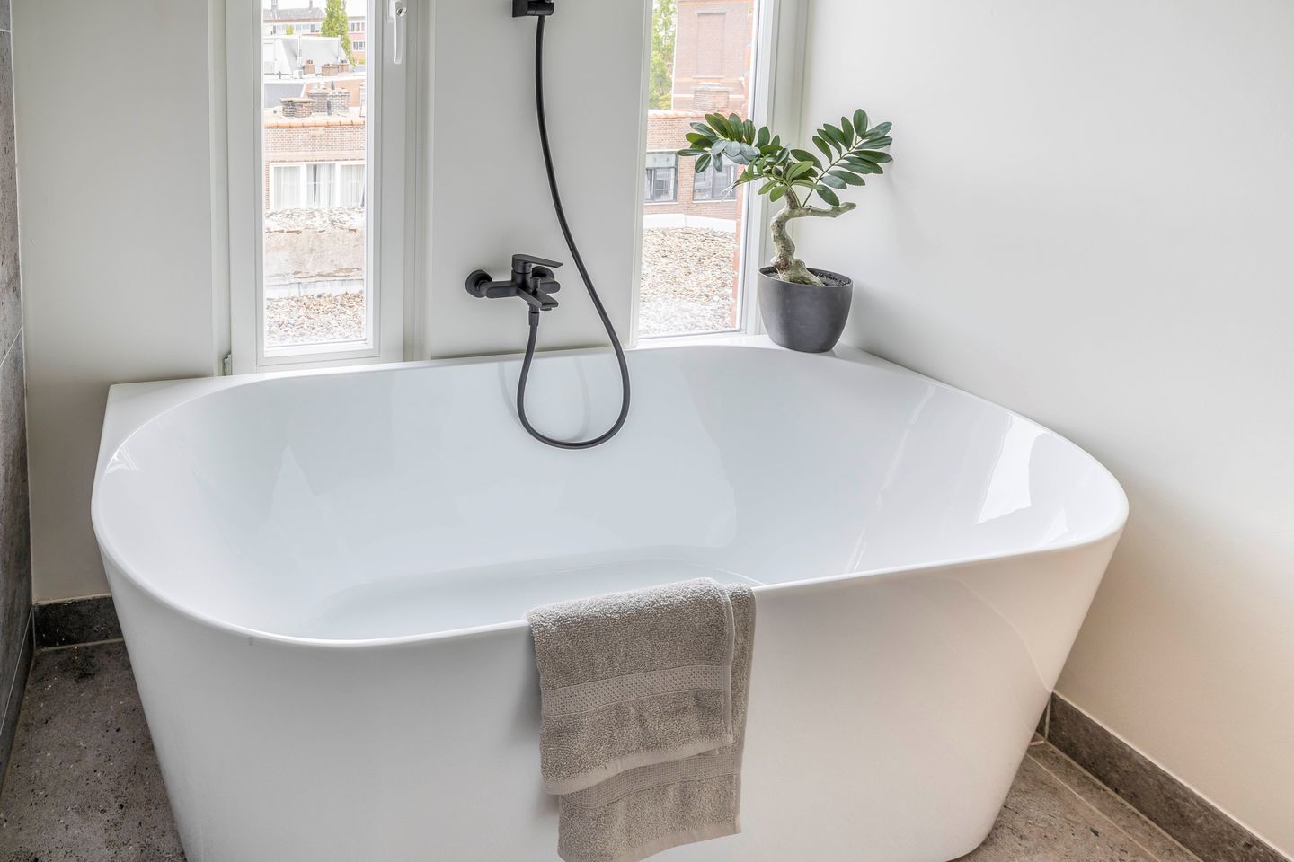 Photo 34 of De Constant Rebecquestraat 42