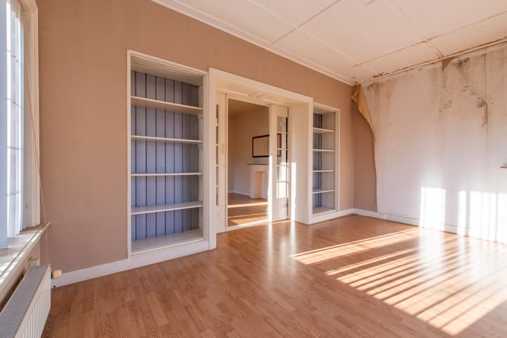 Photo 9 of Prins Bernhardlaan 1