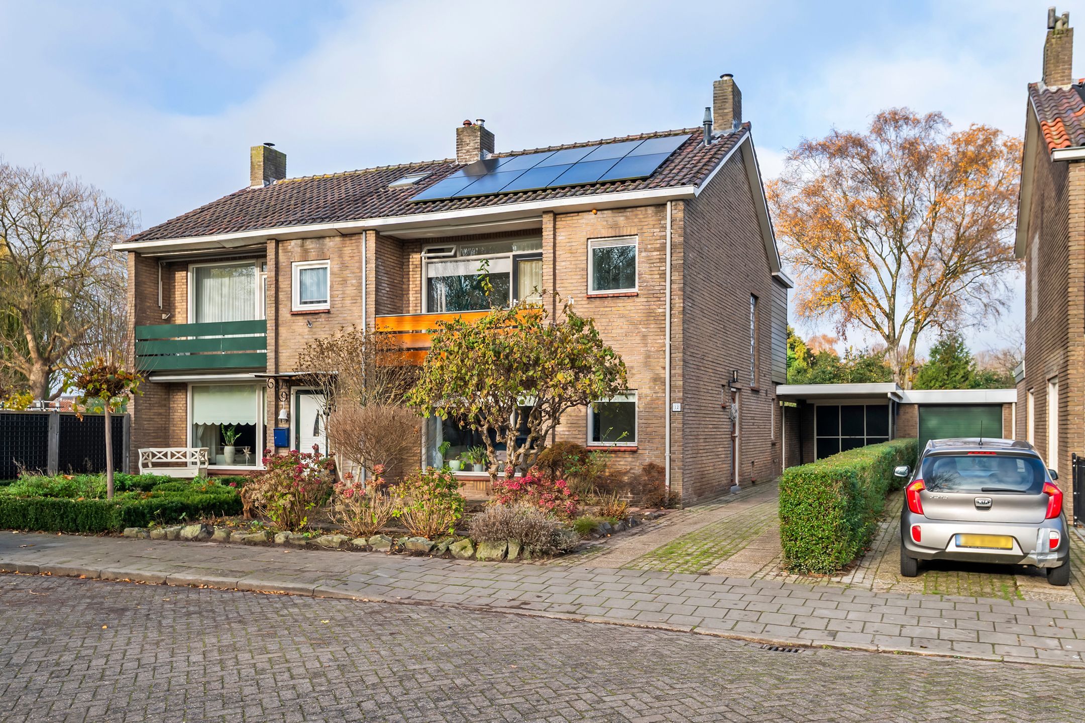 Photo 48 of Burgemeester Cambier van Nootenlaan 12