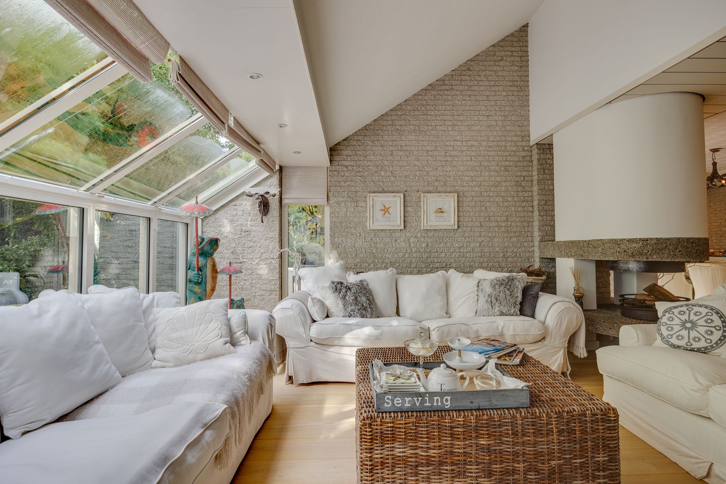 Photo 5 of Salamander 56