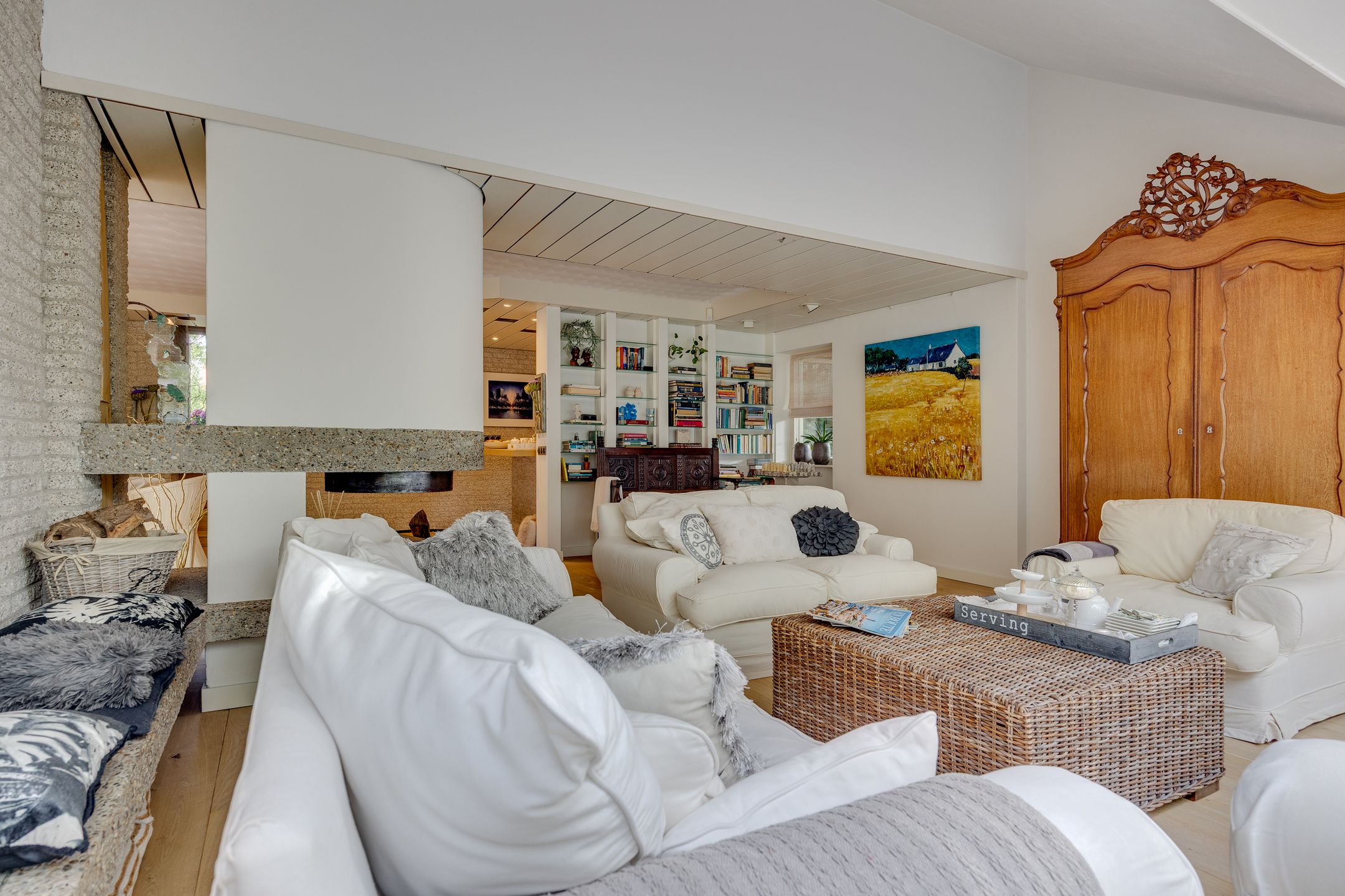 Photo 9 of Salamander 56