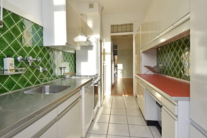 Foto 23 van Aronskelkweg 140