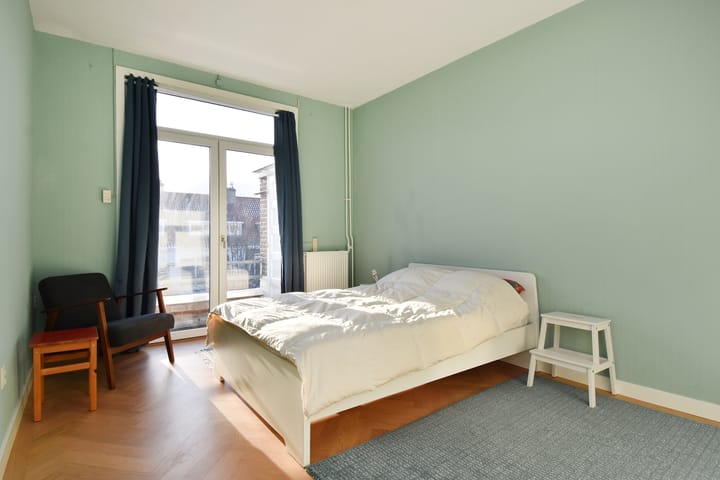 Foto 26 van Aronskelkweg 140