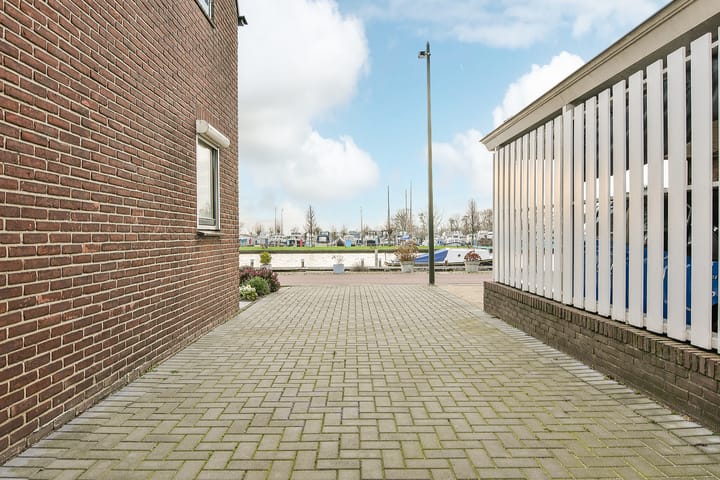 Photo 4 of Huigsloterdijk 374-B