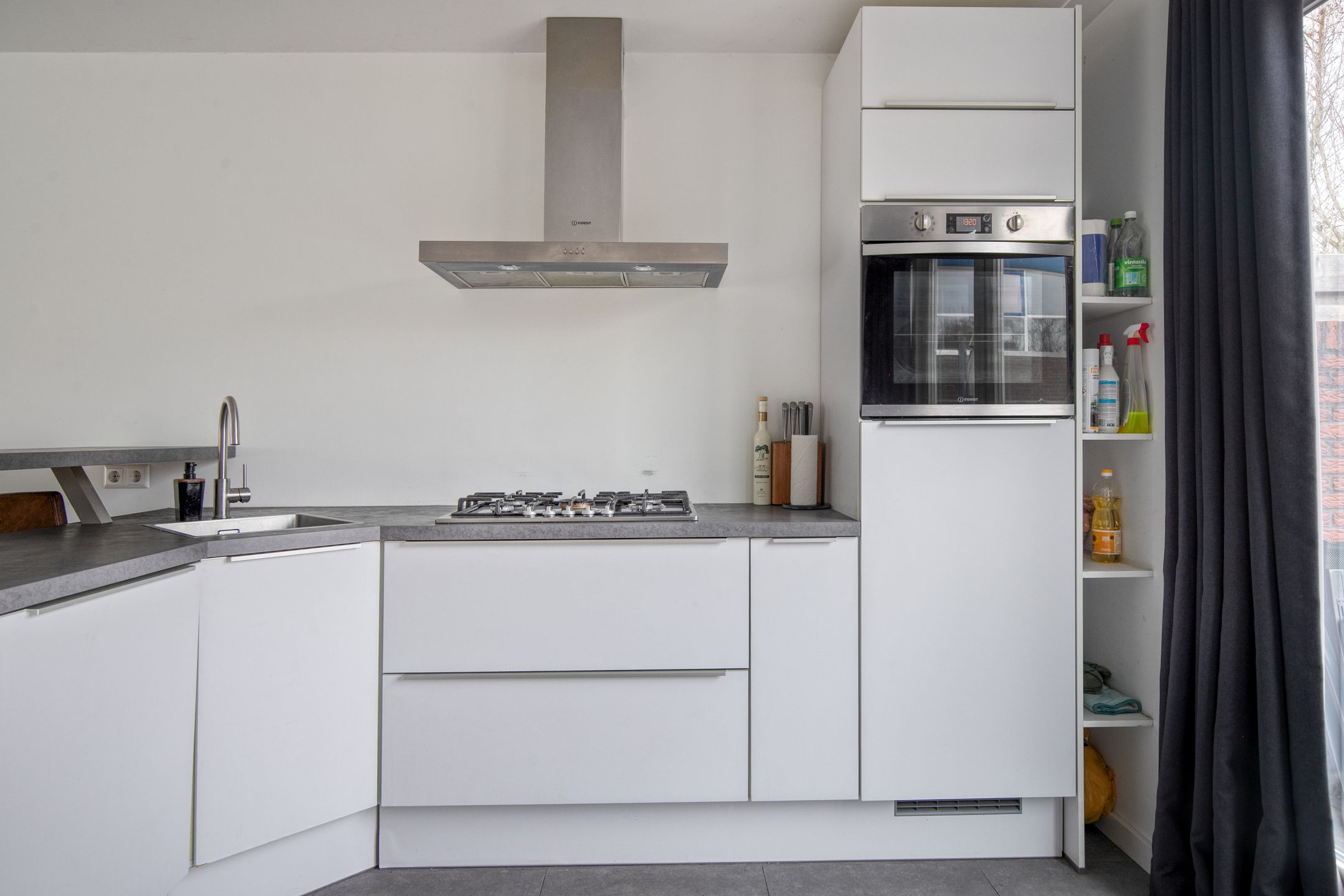 Foto 9 van Poolsestraat 11